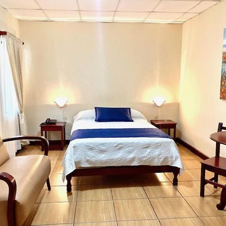 Lago Agrio Hotel D'Mario المظهر الخارجي الصورة