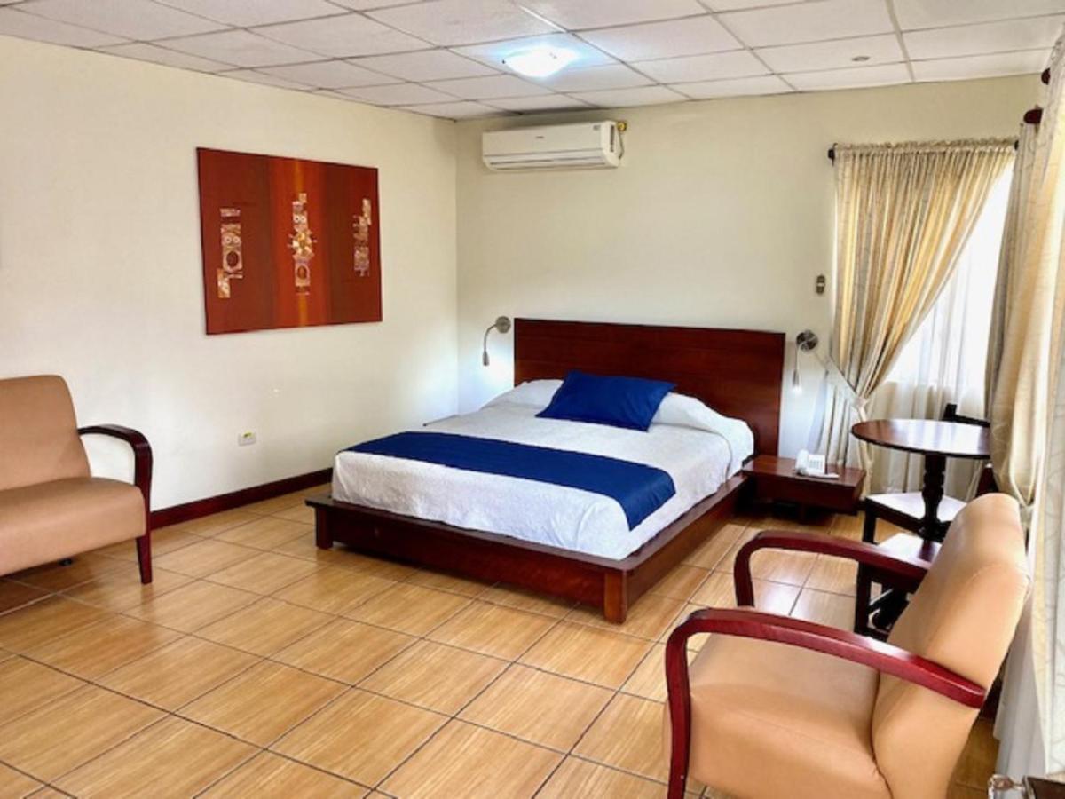 Lago Agrio Hotel D'Mario المظهر الخارجي الصورة
