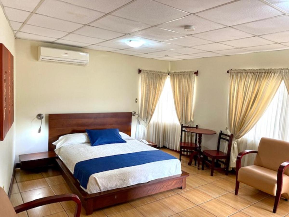 Lago Agrio Hotel D'Mario المظهر الخارجي الصورة