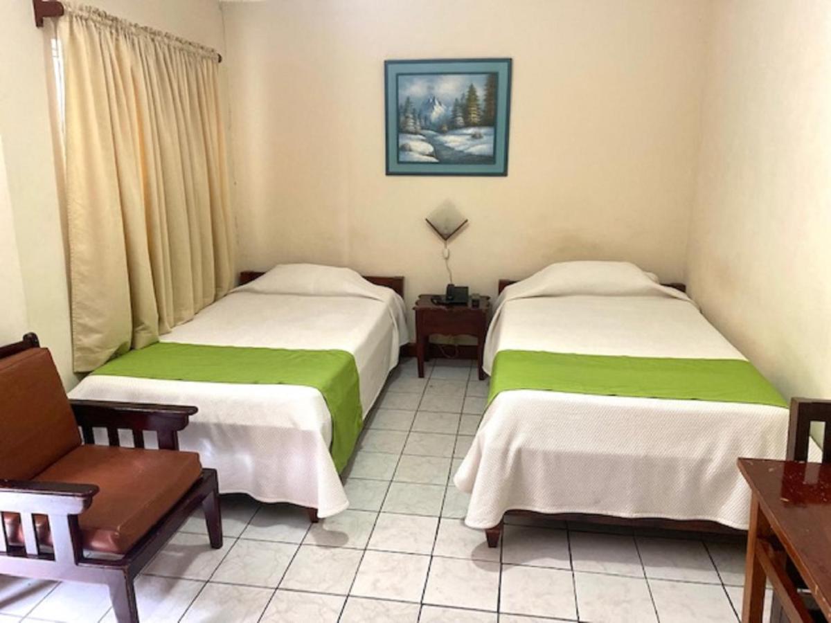 Lago Agrio Hotel D'Mario المظهر الخارجي الصورة