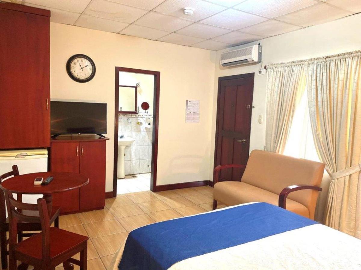 Lago Agrio Hotel D'Mario المظهر الخارجي الصورة